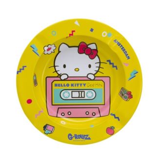 18764 - Cenicero Metal Basic Hello Kitty Greatest Hits 13.5 cm.