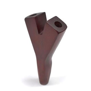 33013B - Pipa Madera Doble Tiro en V 9 cm.